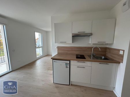 Location Appartement 1 pièce 29m² COMPIEGNE 60200 - Photo 3
