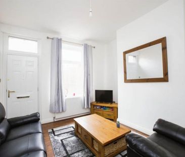 2 bedroom house to rent - Photo 2