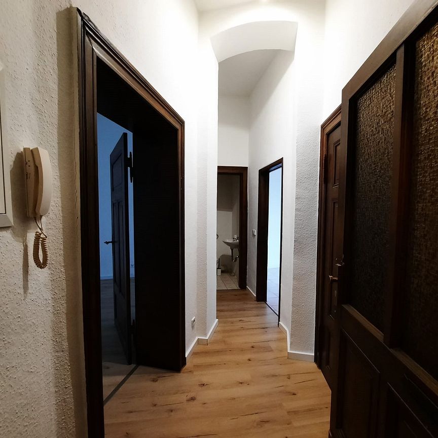 Charmante 3,5-Raum-Wohnung im saniertem Altbau in Stadtfeld-Ost - Photo 1