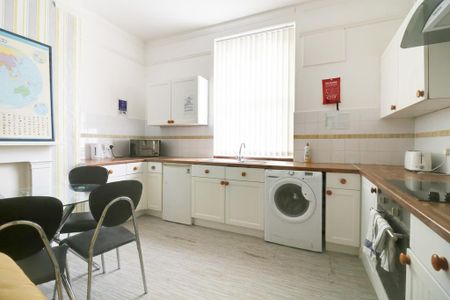 1 bedroom house of multiple occupation to rent - Photo 5