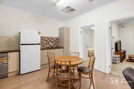 Comfortable Living - Photo 5