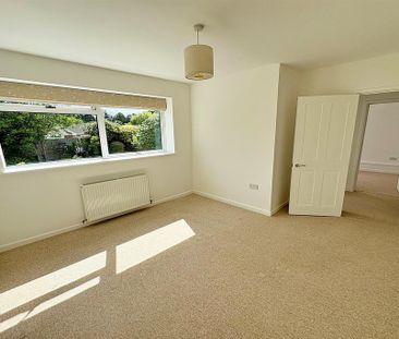 3 bedroom bungalow to rent - Photo 4