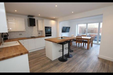 Room in a Shared House, Orchard Road, BS15 - Photo 2