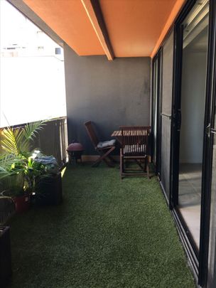 East Perth - Photo 1