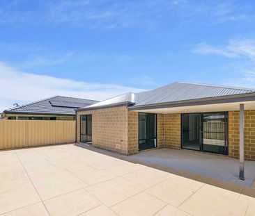 IMPRESSIVE BRAND NEW 3X2 REPRESENTS GREAT VALUE - Photo 6