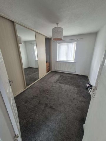 Christchurch Place, Peterlee, County Durham, SR8 - Photo 4