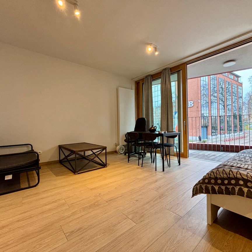 Adolphe Buyl 110A - Photo 1