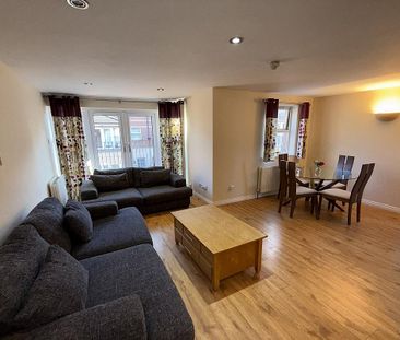 13 Donnybrook Court, Belfast BT9 7GH - Photo 3