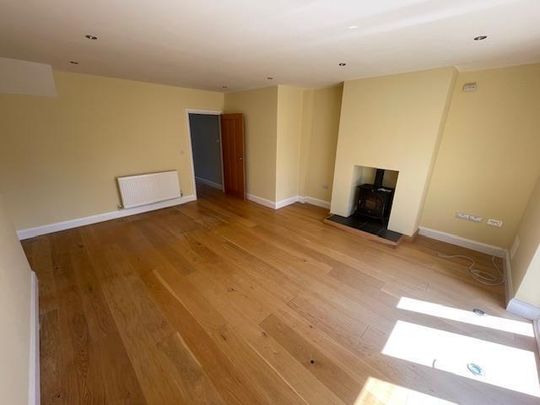 The Street - Photo 1