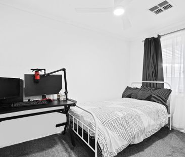 LARGE FAMILY HOME IN ST MARYS - Photo 6