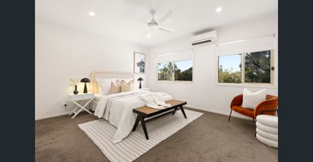 Take a walk through this Townhome. - Photo 5