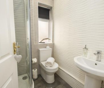 1 bedroom in a house share to rent - Photo 6