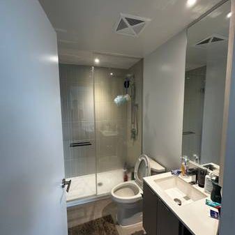 2 bed 2 bath - Photo 4