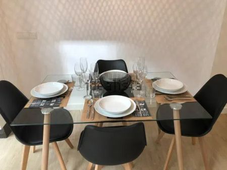 Alquiler de estudio en Calle Parras - Photo 5