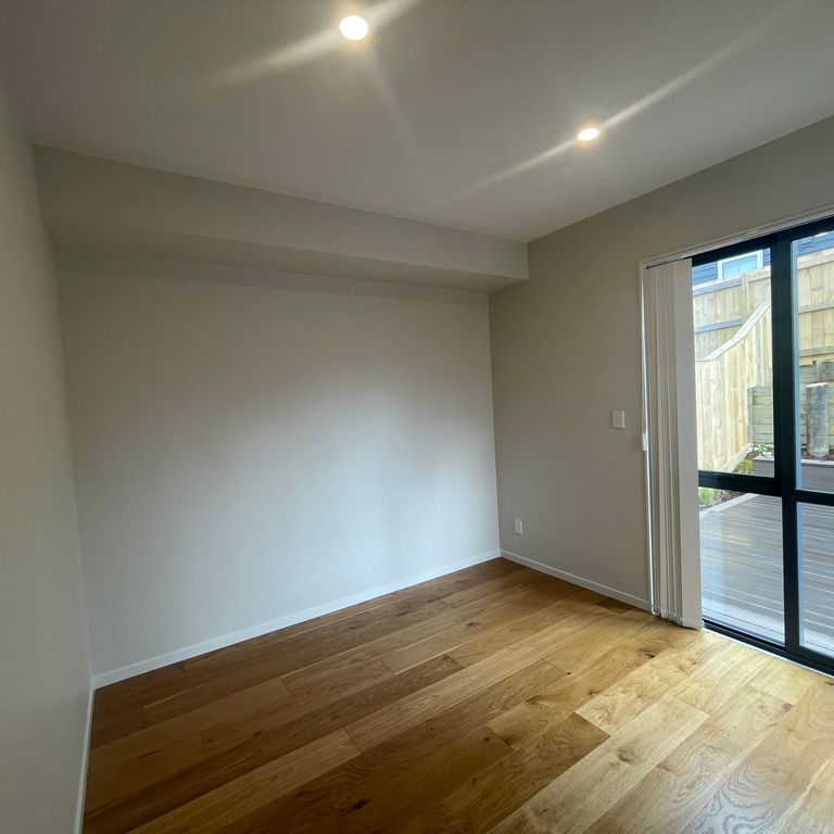 Beachlands - Photo 1