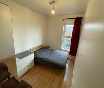 Room in a Shared House, Claremont Road, M14 - Photo 1