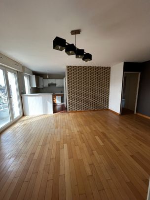 Location Appartement 4 pièces 74m² RENNES 35000 - Photo 1