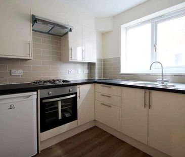 Chapel Road, Redhill, RH1 - Photo 5