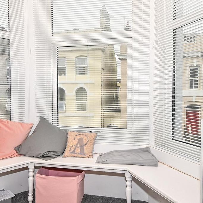 3 bedroom terraced house to rent - Photo 1