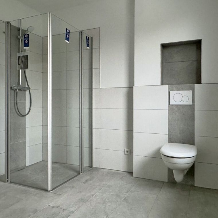 Ihr neues Zuhause: Neubau-Penthousewohnung mit Balkon inmitten von Remels - Uplengen - Foto 1