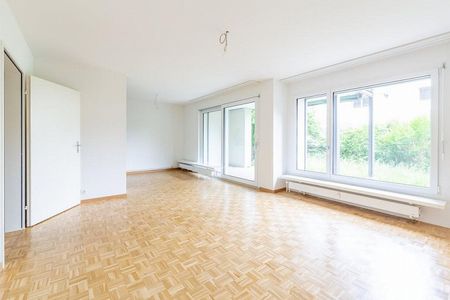 Schöne 4.5 Zimmerwohnung mit grossem Balkon in Allschwil - Foto 2