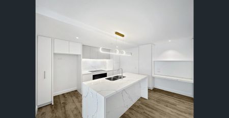 Ground Floor Apartment in The Ocean Rise Kings Beach Complex - Photo 2