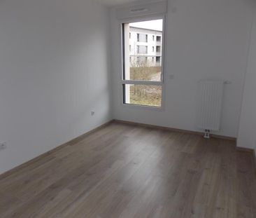 Location Appartement 3 pièces 63m² ST CYR SUR LOIRE 37540 - Photo 1