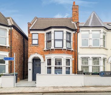 3 bedroom flat to rent - Photo 5