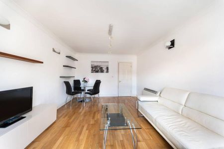 1 bedroom flat to rent - Photo 2