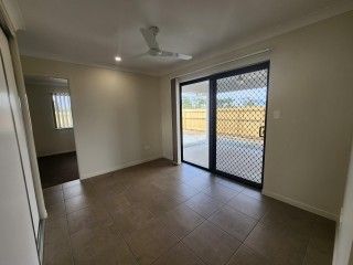 NEW HOME QUITE STREET - Photo 5