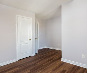 For Lease - 61 St Victor Drive, Vaughan, Ontario - Photo 3