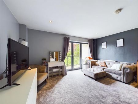 Studio to rent - Photo 2