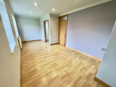 2 bedroom detached bungalow to rent - Photo 5