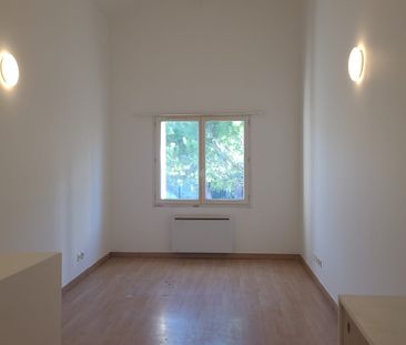 Location Appartement 2 pièces 45m² MARSEILLE 13ème - Photo 5