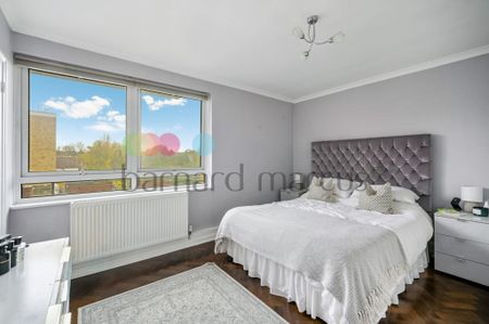 Crescent West, Hadley Wood - Photo 3