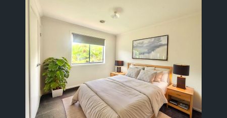 CONVENIENTLY LOCATED HOME - Photo 2