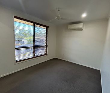 THE PERFECT BLEND OF TRANQUILITY AND URBAN LIVING - Photo 4