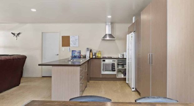 Boarding Home Accommodation - Rooms available now - Photo 1
