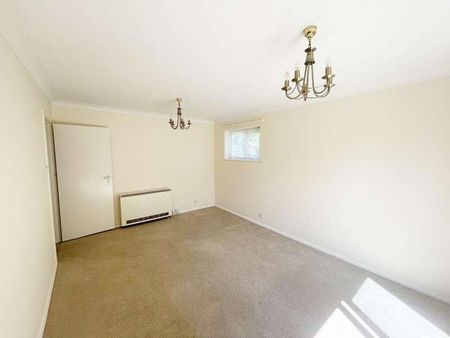Canberra Court, Bognor Regis, PO21 - Photo 2