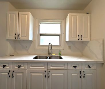 For Lease - 93 Martindale Crescent, Brampton, Ontario - Photo 5