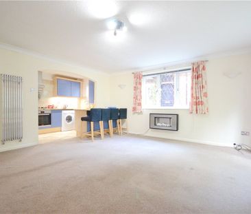 2 bedroom maisonette to rent - Photo 1