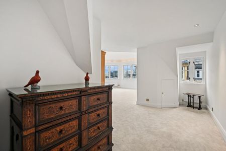 3 bedroom flat to rent - Photo 2