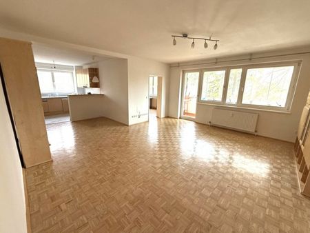 Großzügige 4 Zimmerwohnung in Grünruhelage - Photo 2