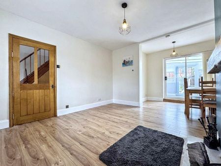 3 bed semi-detached house to rent in NE32 - Photo 4