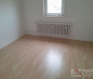 Exposé 2709 • Sie suchen eine zentrumsnahe 3 ZKB-Dachgeschosswohnun... - Photo 2