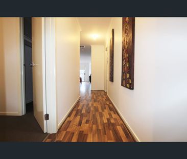 41 Whitebark Street, Wollert, Vic 3750 - Photo 2