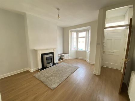 2 bedroom terraced house to rent - Photo 2