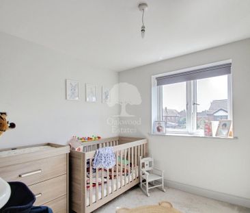 4 bedroom semi-detached house to rent - Photo 3