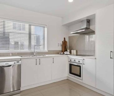 74 Niu Lane Te Atatu South - Photo 3