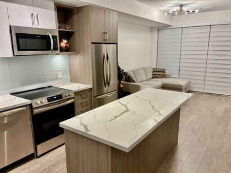 For Lease - 333 Sunseeker Avenue Unit# 255, Innisfil, Ontario - Photo 3